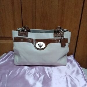 Coach White And Nutmeg Penelope Carryall Handbag